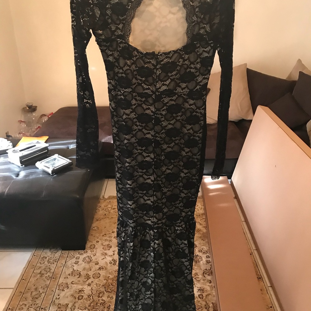 Black prom dresses
